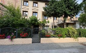 Hotel Boutique Cathedral Plaza Residences Room For Rent Downtown