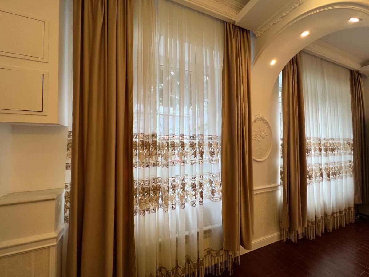 Hotel Boutique Cathedral Plaza Residences Room For Rent Downtown Bucureşti Exterior foto