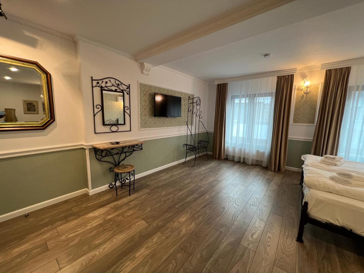 Hotel Boutique Cathedral Plaza Residences Room For Rent Downtown Bucureşti Exterior foto