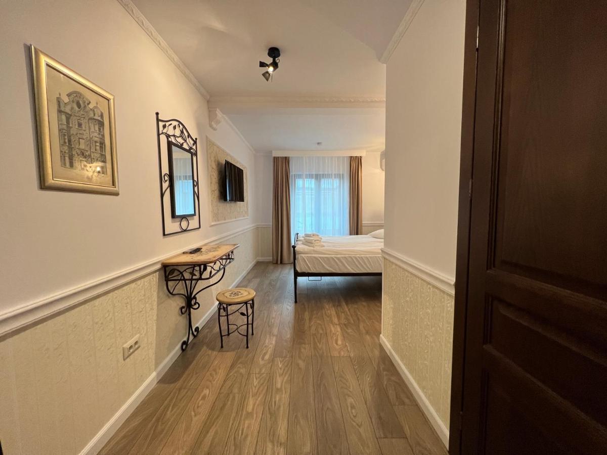 Hotel Boutique Cathedral Plaza Residences Room For Rent Downtown Bucureşti Exterior foto