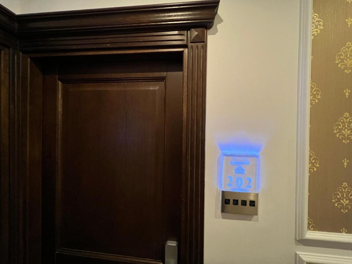 Hotel Boutique Cathedral Plaza Residences Room For Rent Downtown Bucureşti Exterior foto
