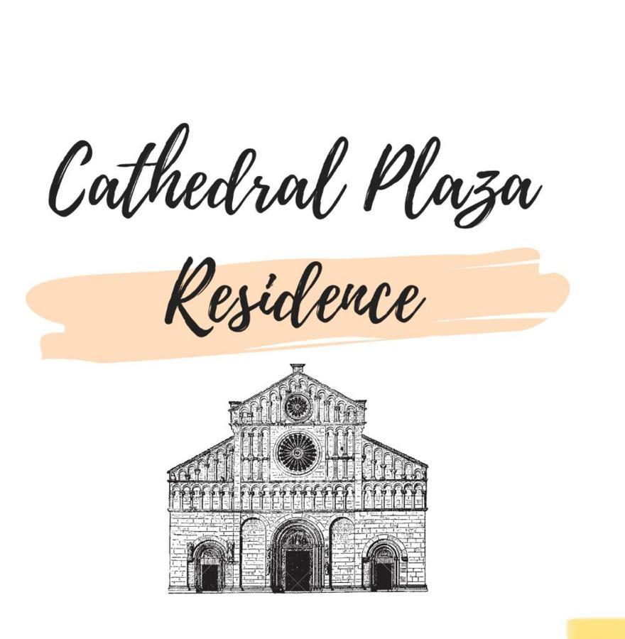 Hotel Boutique Cathedral Plaza Residences Room For Rent Downtown Bucureşti Exterior foto